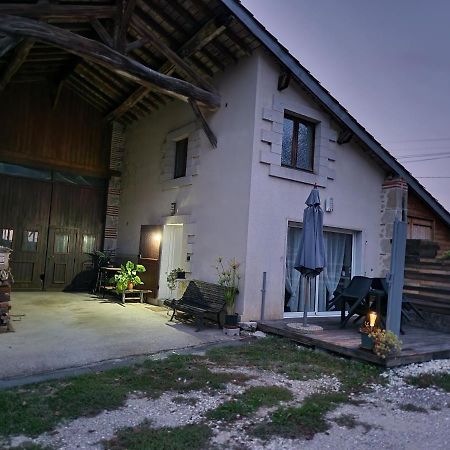 Loft Ravissant Avec Parking Gratuit Sur Place Ledat Екстериор снимка
